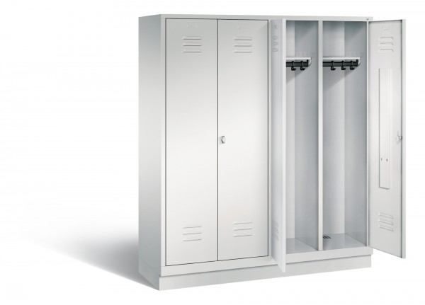 8006_CP_Garderobenschrank_4_Abteile.jpg